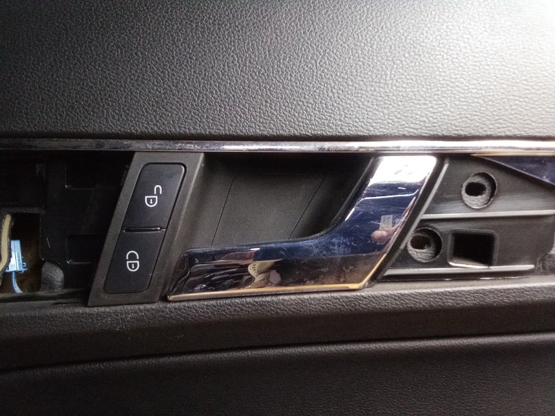 Обшивка двери (карта) Mercedes-Benz E-Class 2012 C207