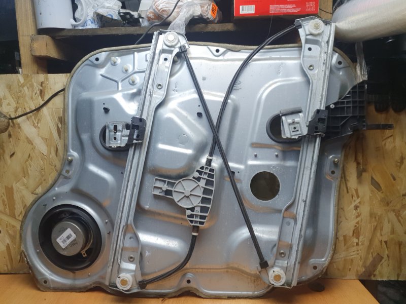 Трапеция стеклоподъемника Hyundai Santa Fe 2008 CM