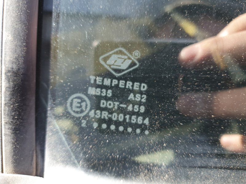 Стекло двери Hyundai Sonata 2006 EF (тагаз)