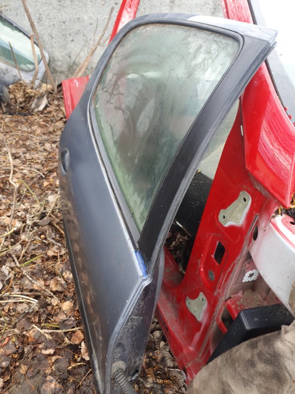 Дверь Peugeot 206
