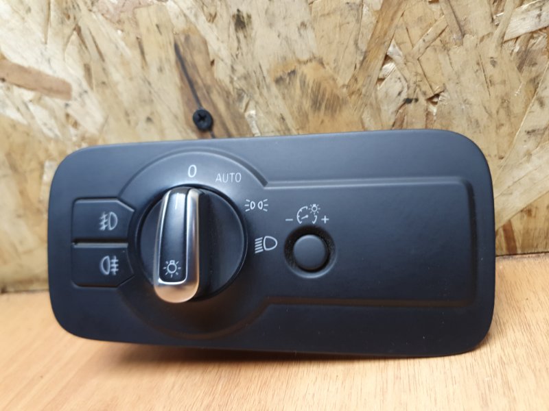 Переключатель света фар Volkswagen Touareg 2011 7P