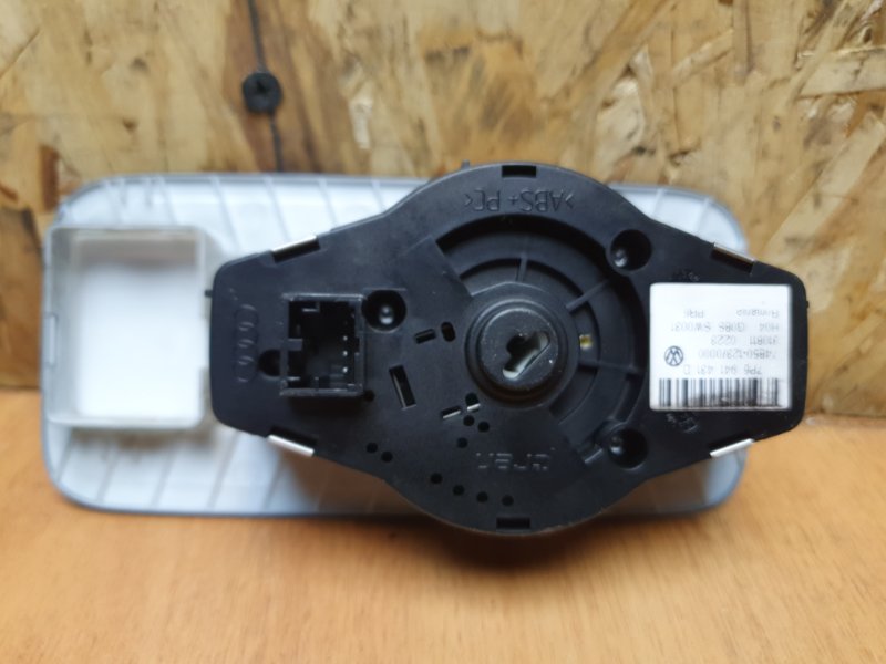 Переключатель света фар Volkswagen Touareg 2011 7P