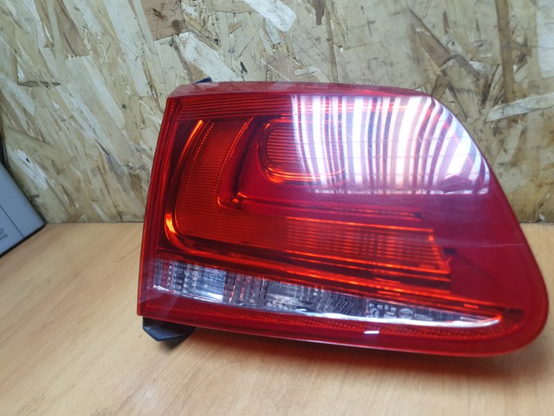 Фонарь Volkswagen Touareg 2011 7P