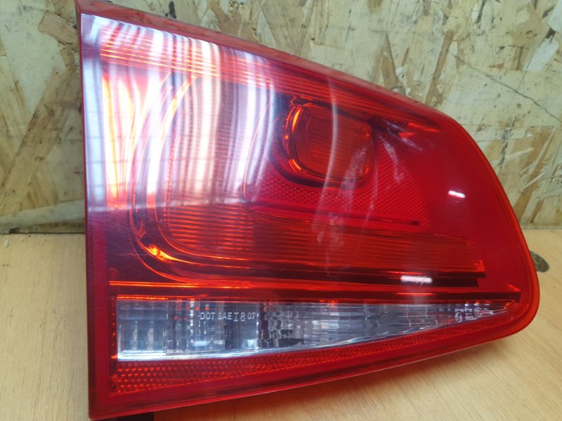 Фонарь Volkswagen Touareg 2011 7P