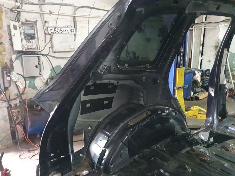 Крыло Volkswagen Touareg 2011 7P