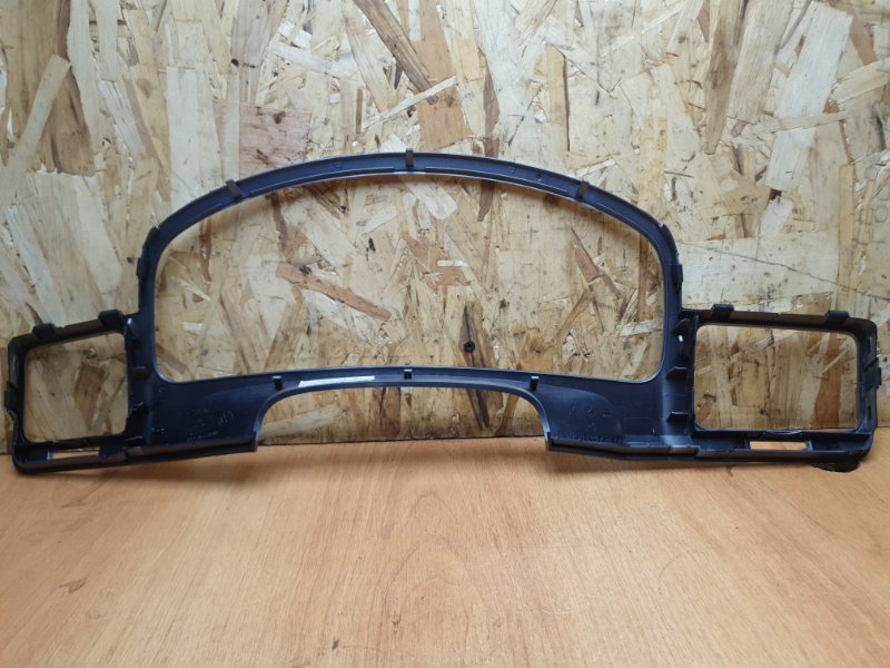 Рамка щитка приборов Volkswagen Touareg 2011 7P