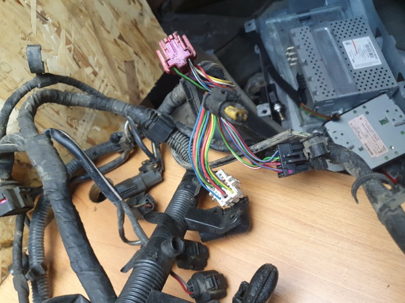 Проводка двигателя Volkswagen Touareg 2011 7P