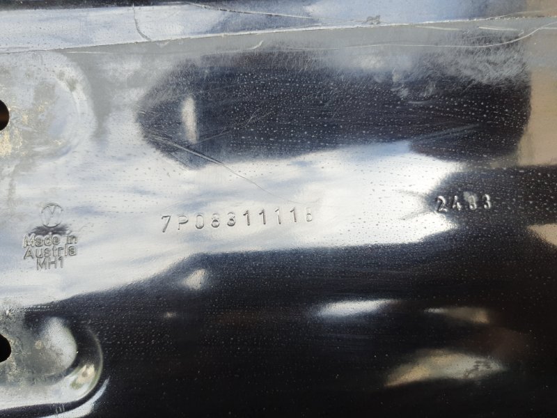 Дверь Volkswagen Touareg 2011 7P