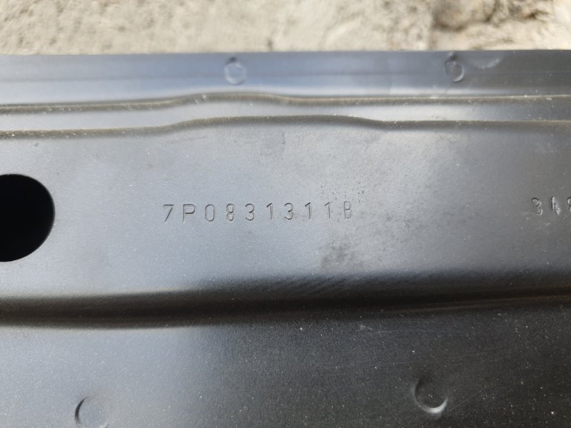 Дверь Volkswagen Touareg 2011 7P