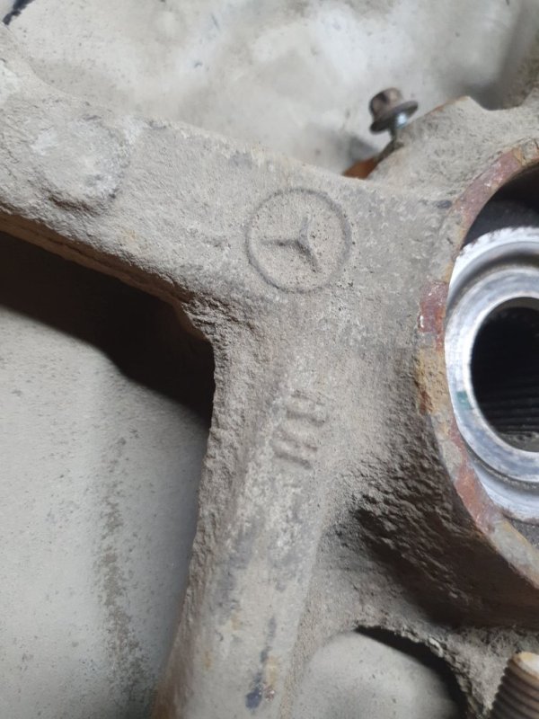 Кулак поворотный Mercedes-Benz GL-Class 2008 X164