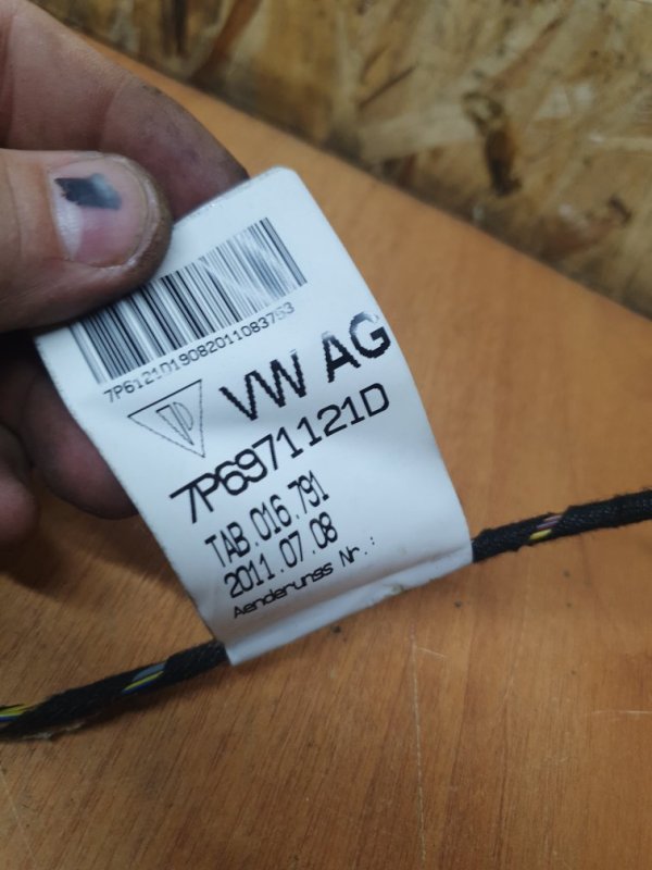 Проводка двери Volkswagen Touareg 2011 7P