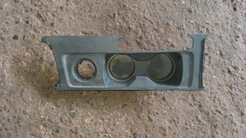 Подстаканник Renault Arkana 2020