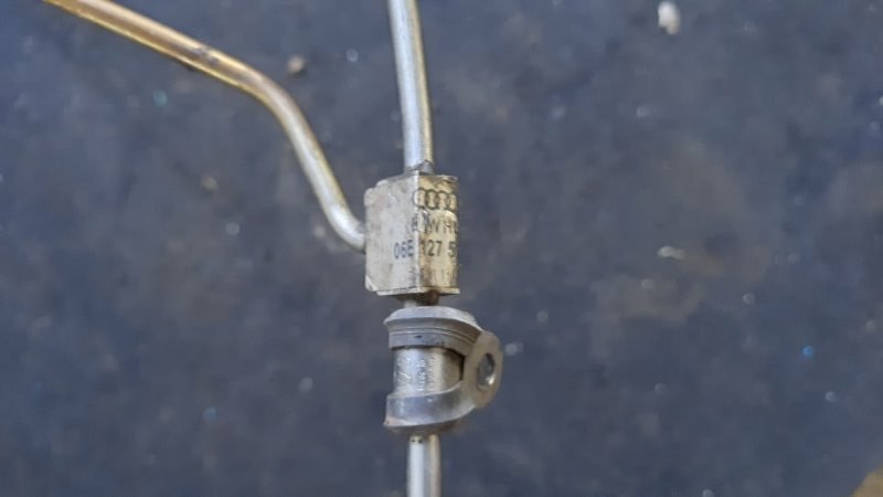 Трубка топливная Audi