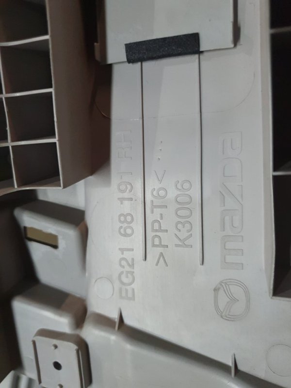 Обшивка стойки Mazda CX-7 2008 ER