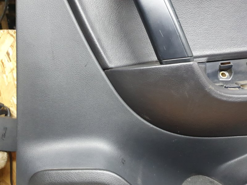 Обшивка двери (карта) Volkswagen Touareg 2011 7P