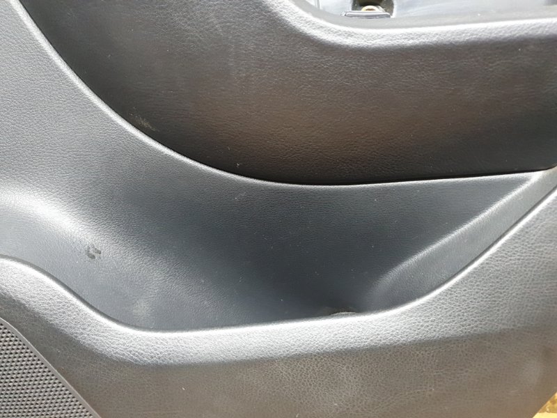 Обшивка двери (карта) Volkswagen Touareg 2011 7P