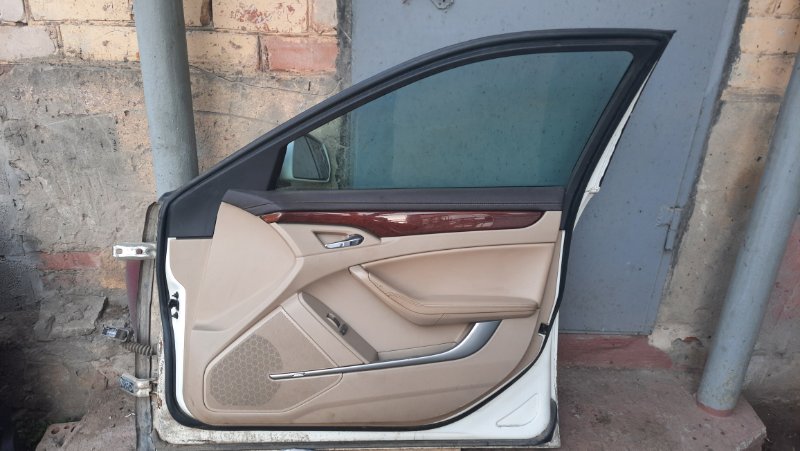 Накладка двери Cadillac CTS 2008 II