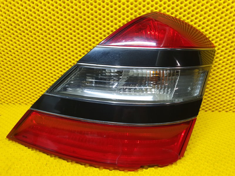 Фонарь Mercedes-Benz S-Class 2006 W221