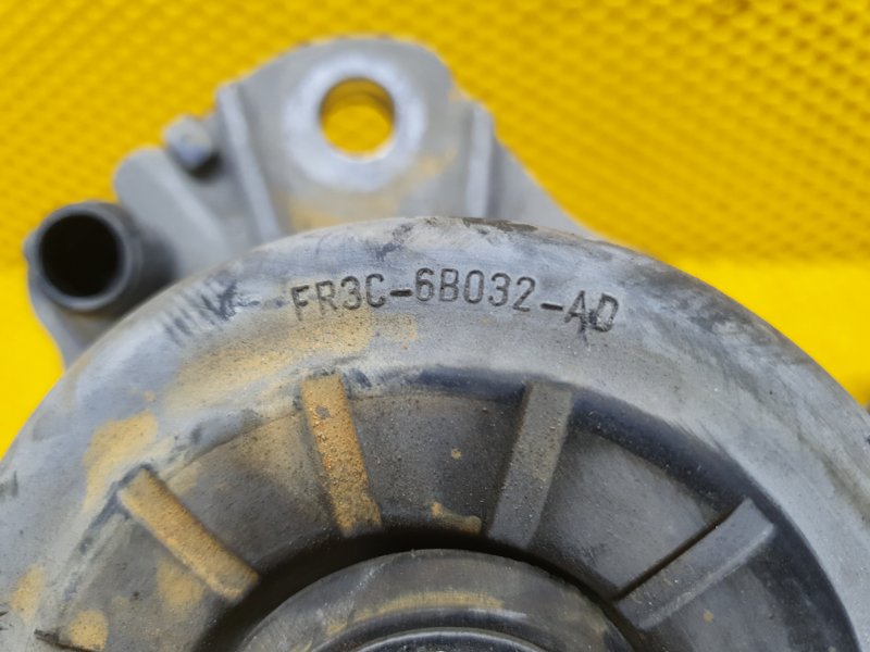 Подушка двигателя Ford Mustang 2017 S550