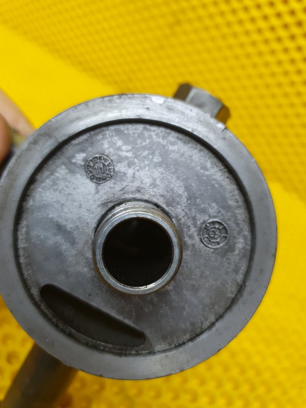 Кронштейн масляного фильтра Renault Duster 2008 - 2012
