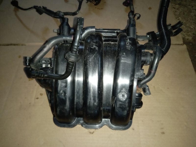 Впускной коллектор SKODA Fabia