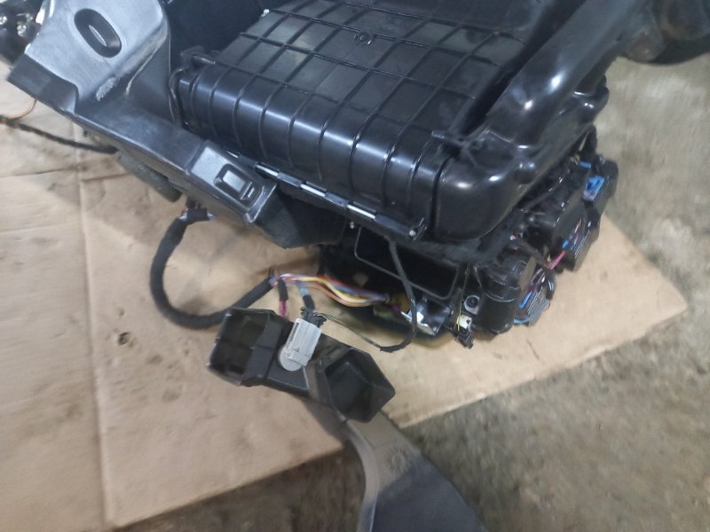 Печка в сборе (корпус отопителя) Volkswagen Touareg 2008 7L6