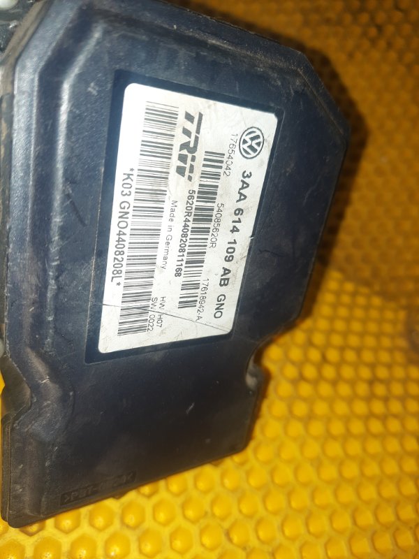 Блок ABS АБС Volkswagen Passat CC 2010 Седан