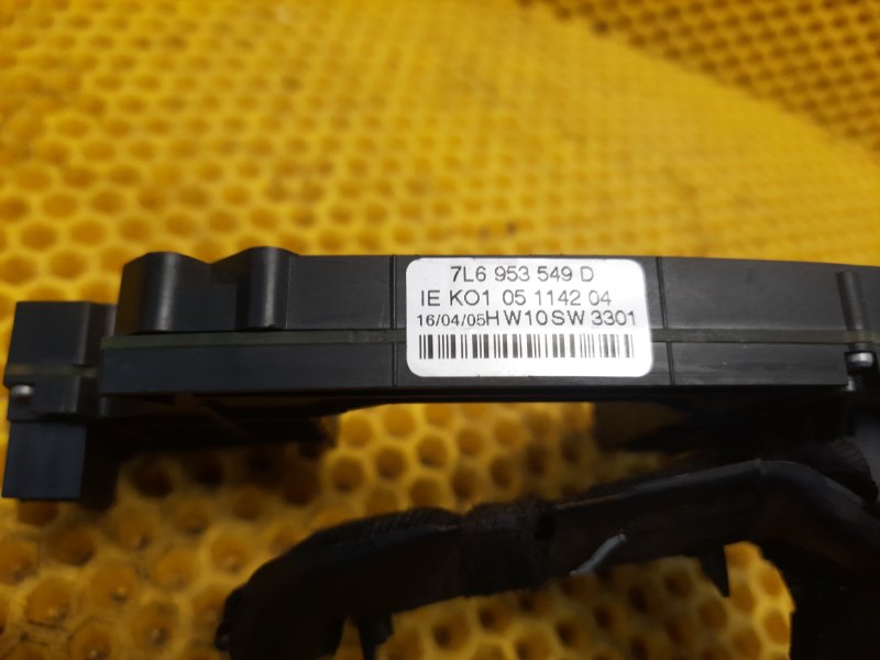 Блок подрулевых переключателей Volkswagen Touareg 2007 7L6