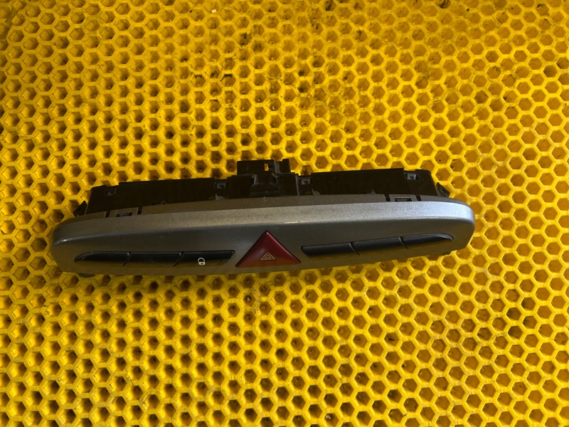 Блок кнопок Peugeot 308 2012 ХЭТЧБЕК