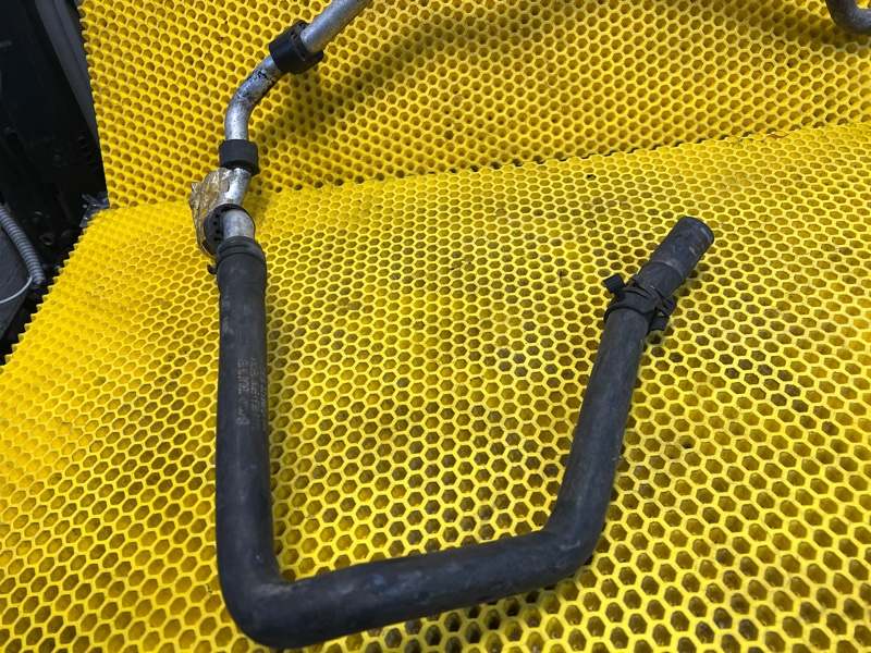 Патрубок ОЖ Volkswagen Touareg 2007 7L6