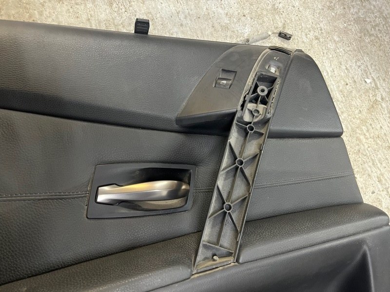 Обшивка двери (карта) BMW 5-series 2006 E60