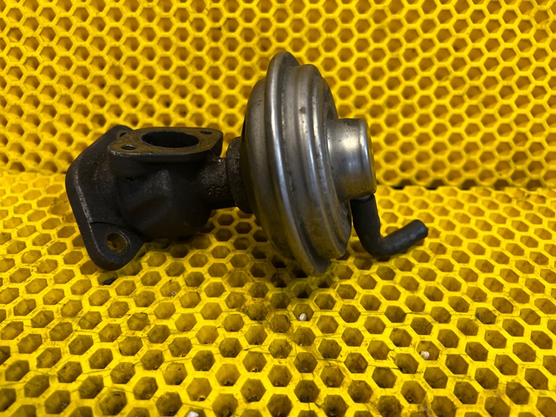 Клапан ЕГР EGR Volkswagen Touareg 2007 7L6