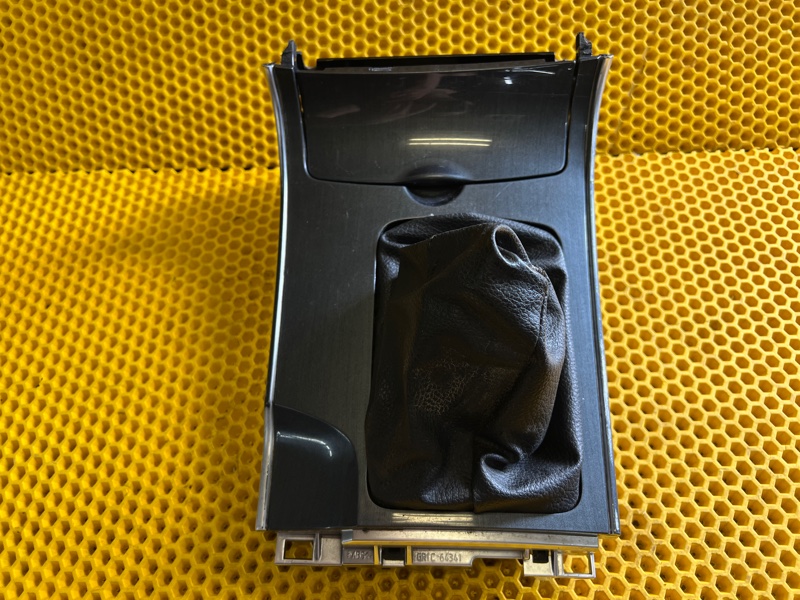 Накладка консоли Mazda Mazda6 MPS 2005 GG