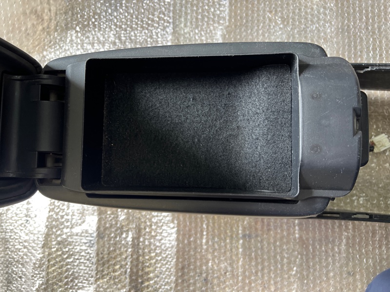 Подлокотник Mazda Mazda6 MPS 2005 GG