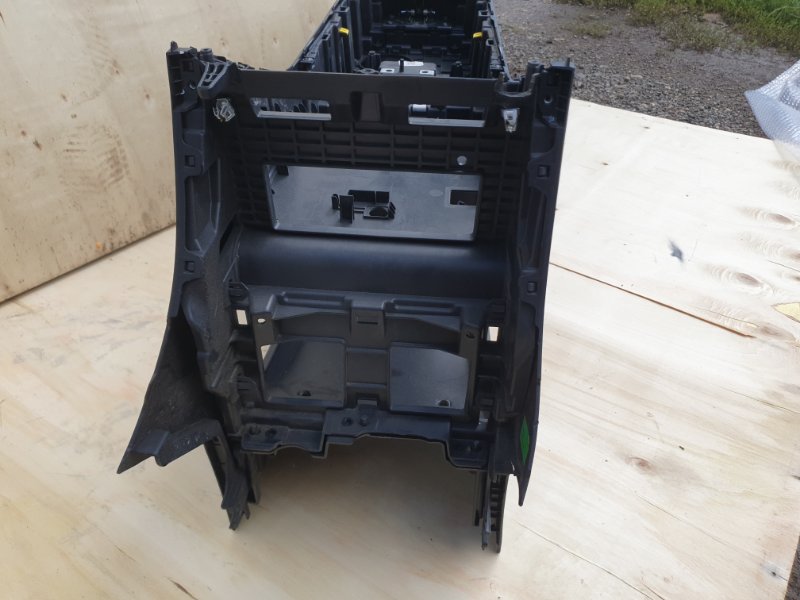 Консоль центральная Omoda C5 2023