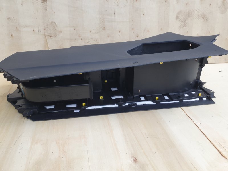 Консоль центральная Omoda C5 2023