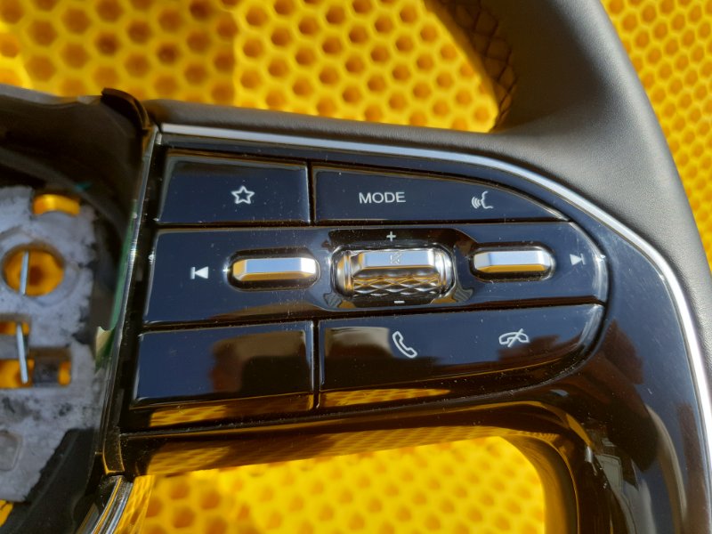 Руль (рулевое колесо) Omoda C5 2023