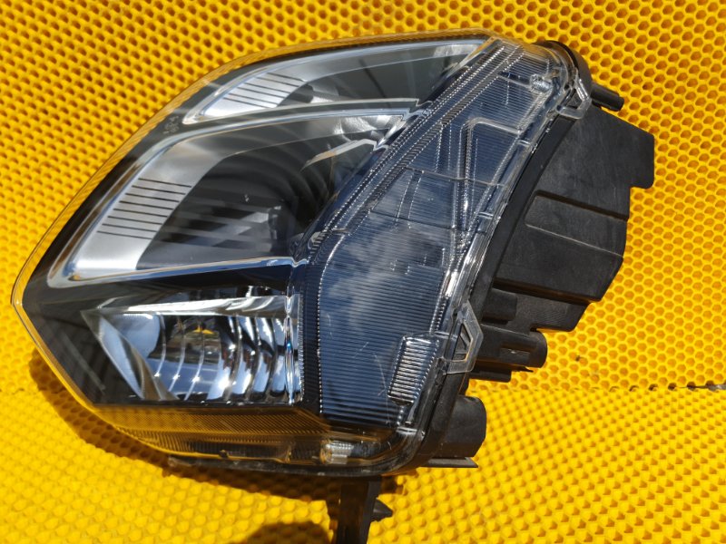Фара Omoda C5 2023
