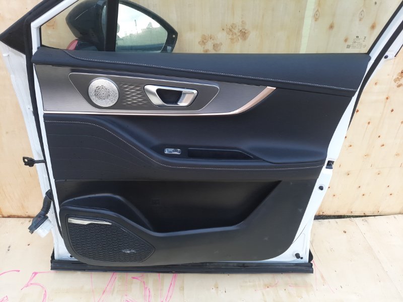 Обшивка двери (карта) Omoda C5 2023