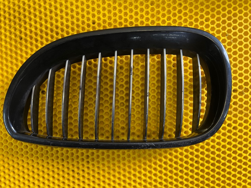 Решетка радиатора BMW 5-series 2008 E60