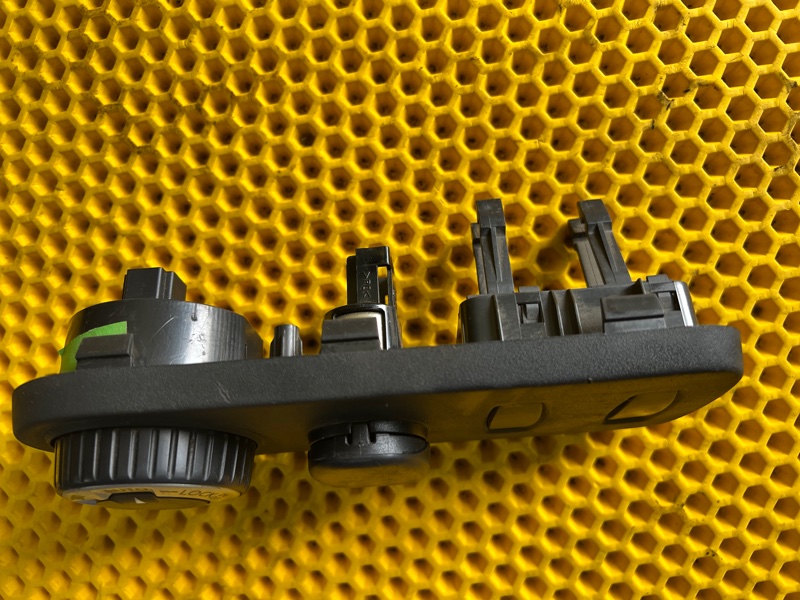 Блок кнопок Renault Duster