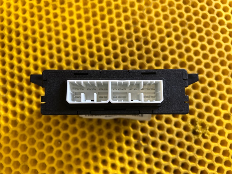 Блок управления сиденьем Chery Tiggo 9 2023 T26