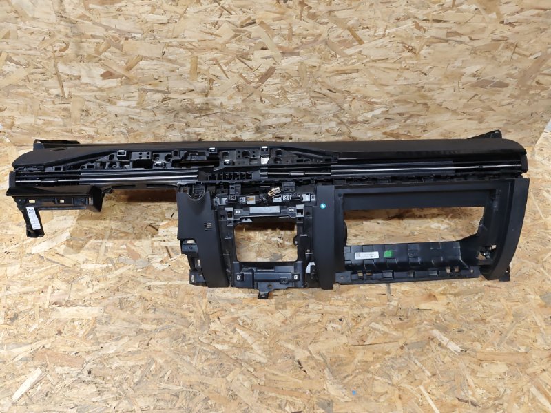 Панель салона (торпедо) Omoda C5 2023
