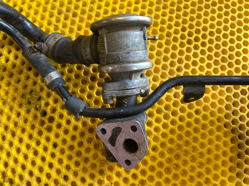 Клапан EGR Volkswagen PASSAT 2005 B5