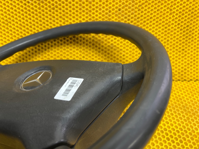 Руль Mercedes-Benz E-Class W124