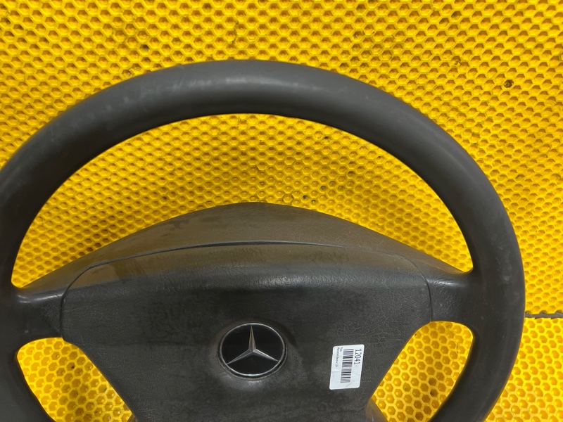 Руль Mercedes-Benz E-Class W124