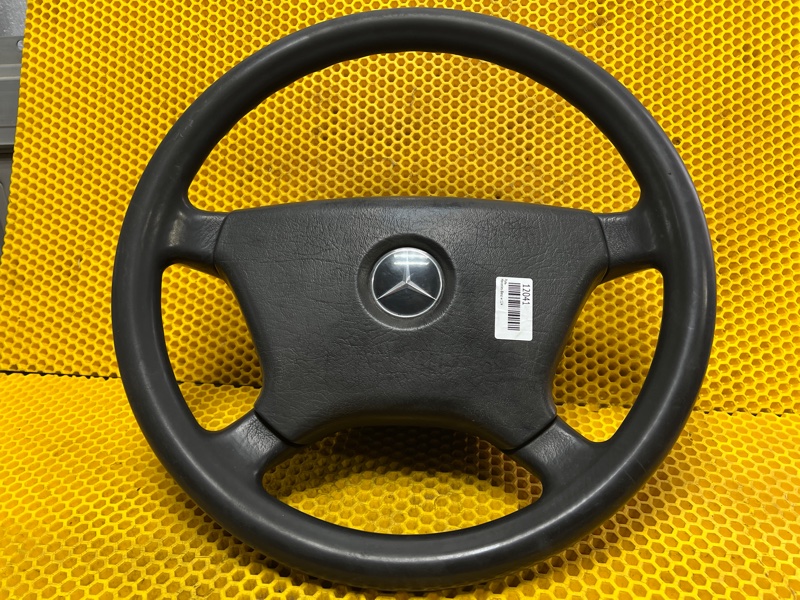Руль Mercedes-Benz E-Class W124