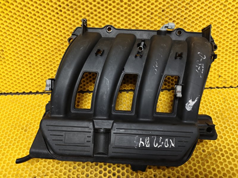 Коллектор впускной Renault Megane