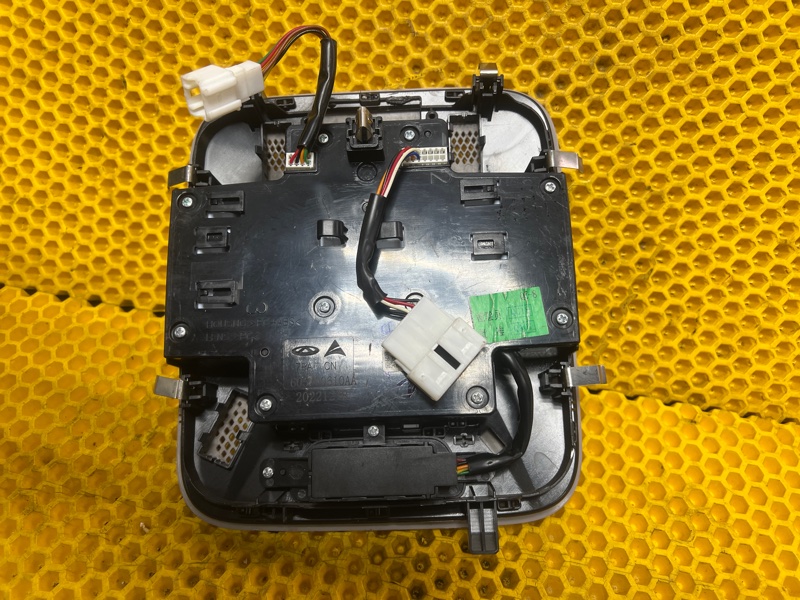 Плафон салонный Omoda C5 2023