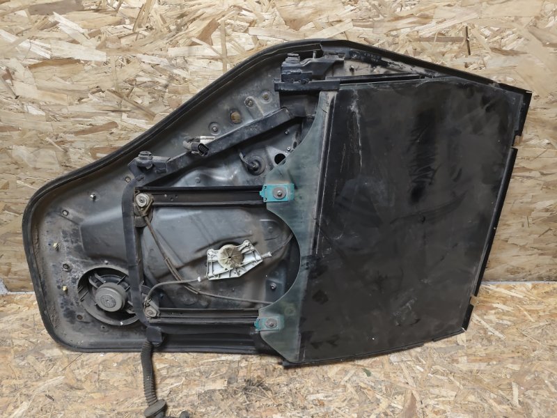 Рамка двери передняя правая Volkswagen Touareg 2008 7L6